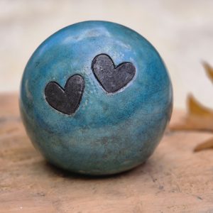 unieke urn met hartjes